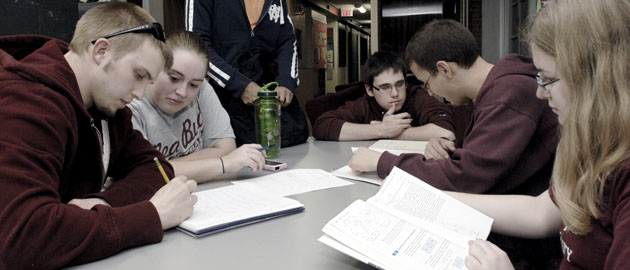 SIU Students in Group Study